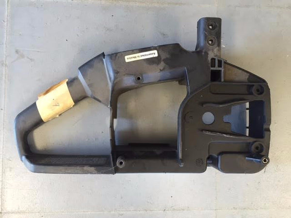 301049 McCulloch Engine Housing (right) alt. MC-9038-310002, 9038-310002