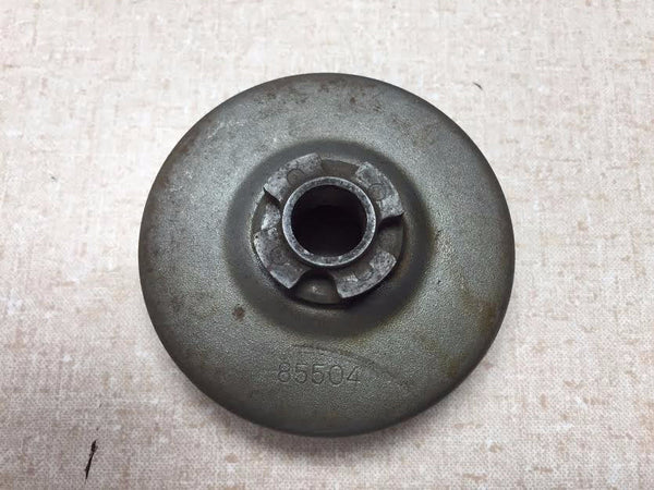 85504 McCulloch Vintage NOS clutch Drum Sprocket 1/4" .250 pitch 8T PM510 SP40 PM6A Mini Mac (no needle bearing included)