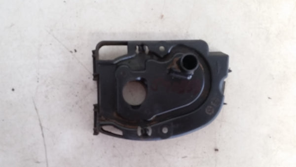 590553 AIR CLEANER BASE Briggs & Stratton *USED*