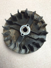 591282 Flywheel.  Alt. 691992 *USED* Briggs & Stratton.