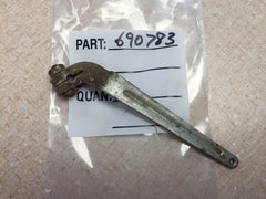 690783 Lever - Governor Control *USED* Briggs & Stratton.
