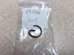 691866 Piston Pin Lock *USED* Briggs & Stratton.